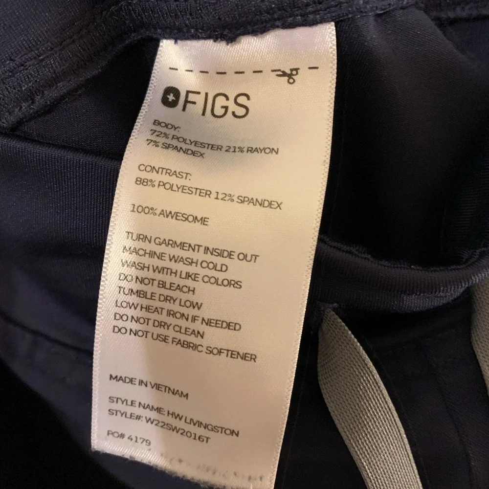Men’s Navy Figs. 2 pairs available!